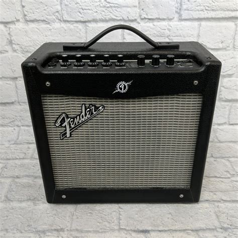 fender mustang v2 amp models.